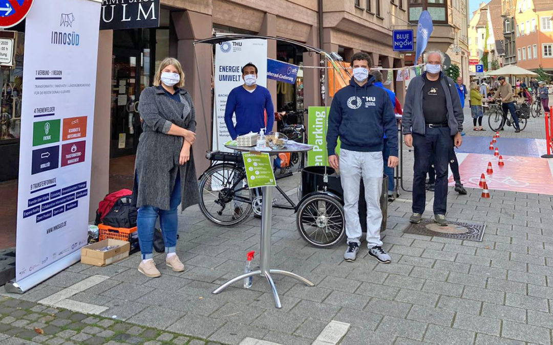 Mit dem Solarfahrrad in der Ulmer Altstadt: InnoSÜD und Technische Hochschule Ulm beim Green Parking Day